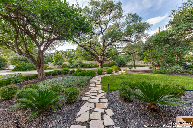 Image 6 of 39 For 138 Laurel Heights