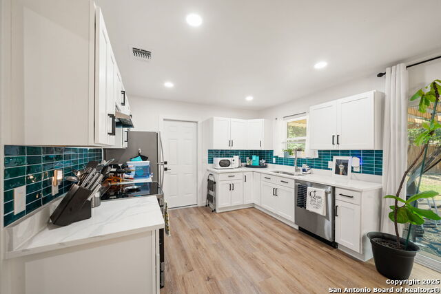 Image 10 of 29 For 307 Dawnridge Dr