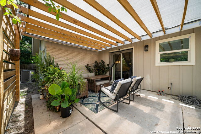 Image 24 of 29 For 307 Dawnridge Dr