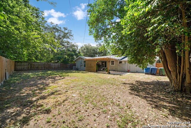 Image 27 of 29 For 307 Dawnridge Dr
