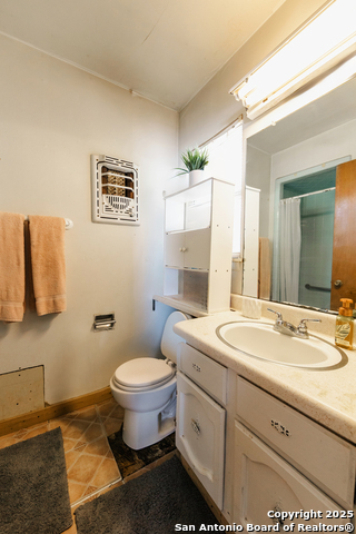 Image 10 of 19 For 4839 Newcome