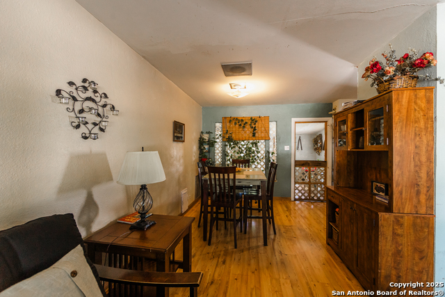 Image 13 of 19 For 4839 Newcome