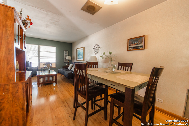 Image 15 of 19 For 4839 Newcome