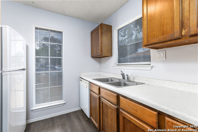 Image 14 of 19 For 5234 Meadow Rise