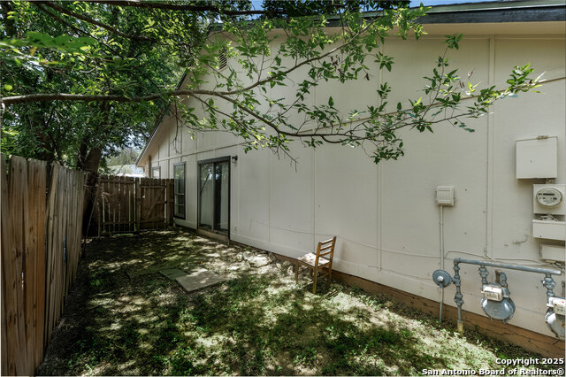 Image 8 of 19 For 5234 Meadow Rise