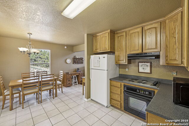 Image 13 of 63 For 5014 Bump Gate