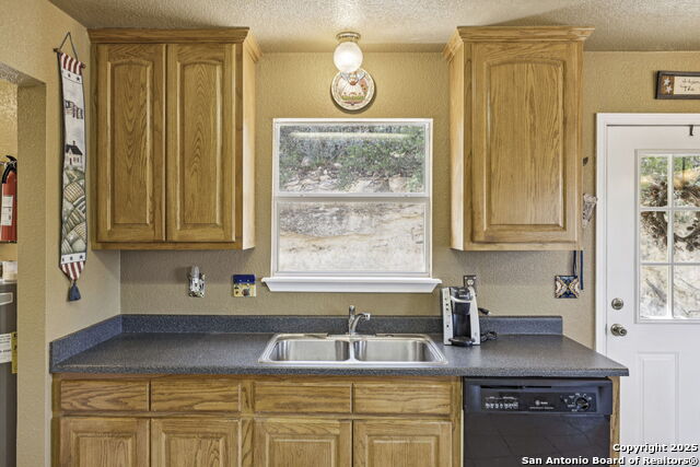 Image 15 of 63 For 5014 Bump Gate