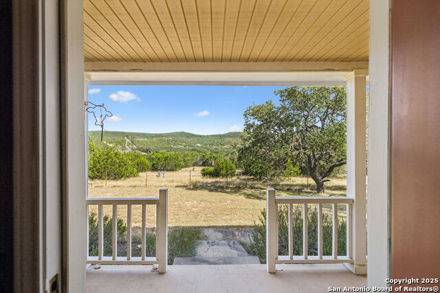 Image 4 of 63 For 5014 Bump Gate