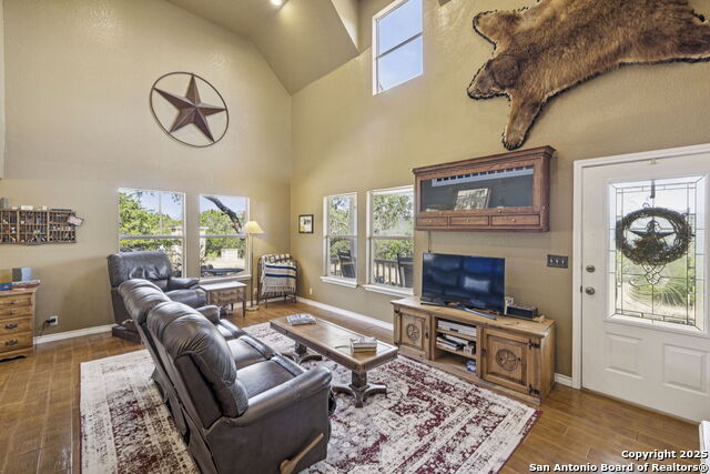 Image 8 of 63 For 5014 Bump Gate