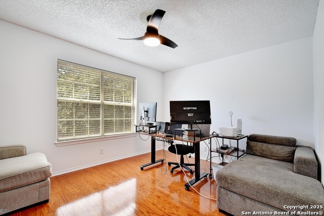 Image 24 of 29 For 8619 London Heights