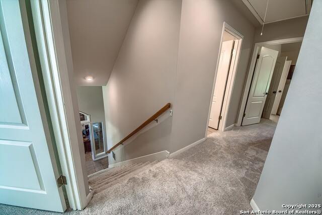 Image 31 of 44 For 16527 Inwood Cove