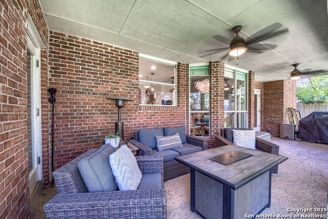 Image 41 of 44 For 16527 Inwood Cove