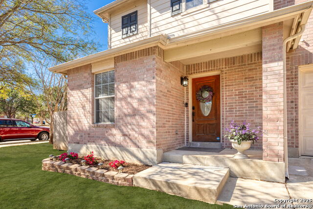 Image 2 of 27 For 16115 Branching Oaks