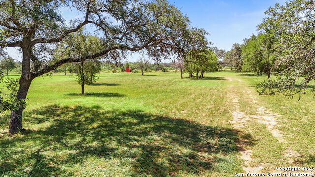 Details for 2645 River Oaks Dr, New Braunfels, TX 78132