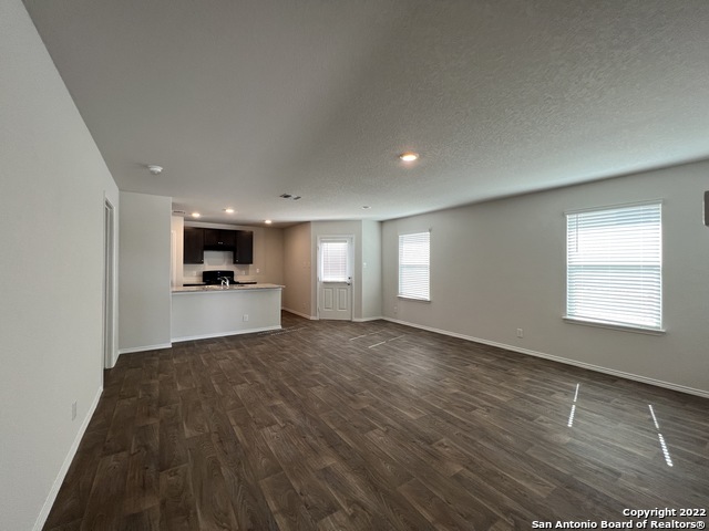 Listing photo id 12 for 15315 Shortwing