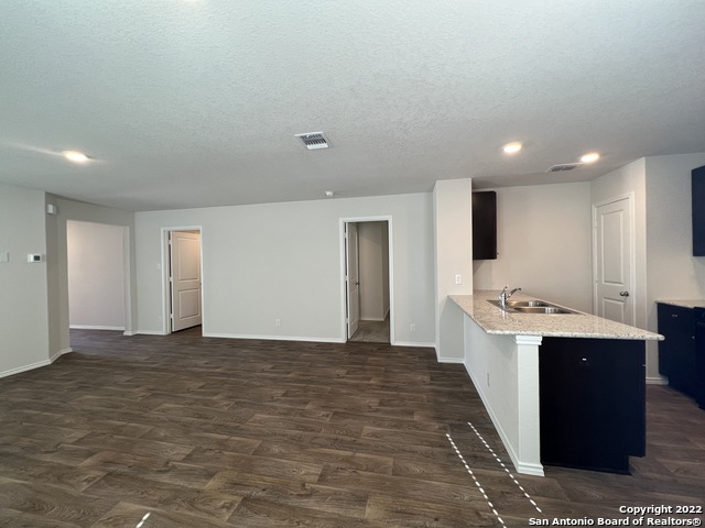 Listing photo id 14 for 15315 Shortwing