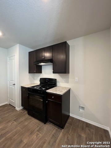 Listing photo id 17 for 15315 Shortwing