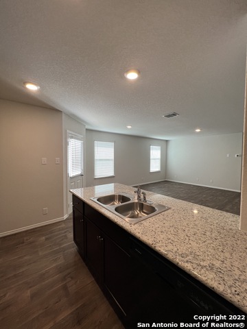 Listing photo id 18 for 15315 Shortwing