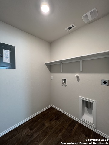 Listing photo id 28 for 15315 Shortwing