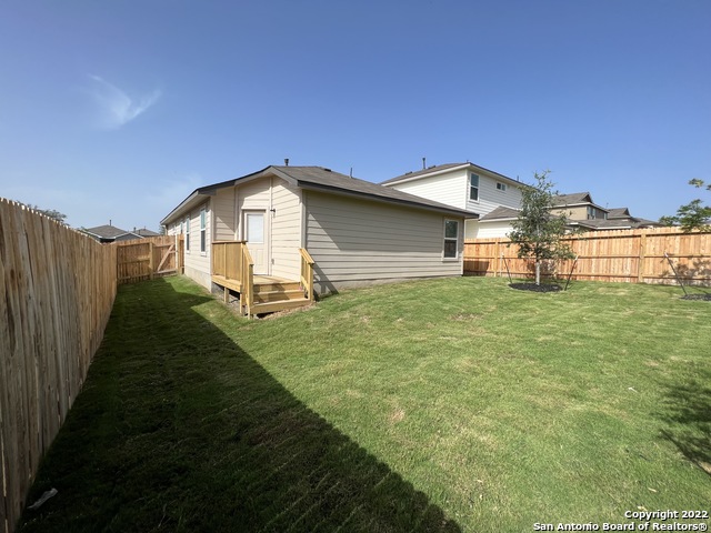 Listing photo id 30 for 15315 Shortwing