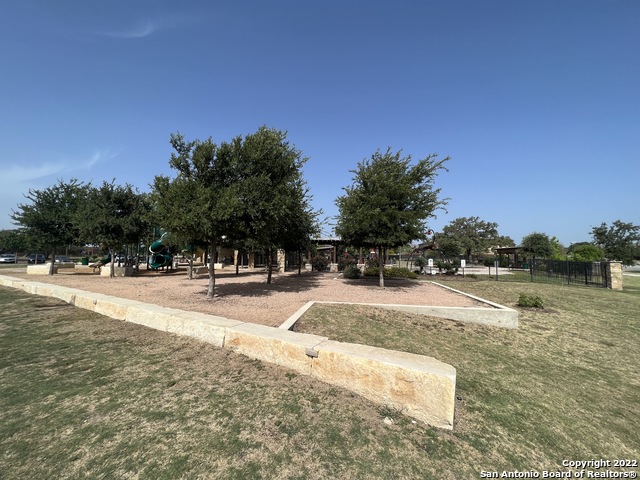 Listing photo id 35 for 15315 Shortwing