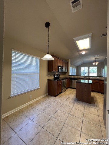 Image 12 of 45 For 24431 Flint Crk