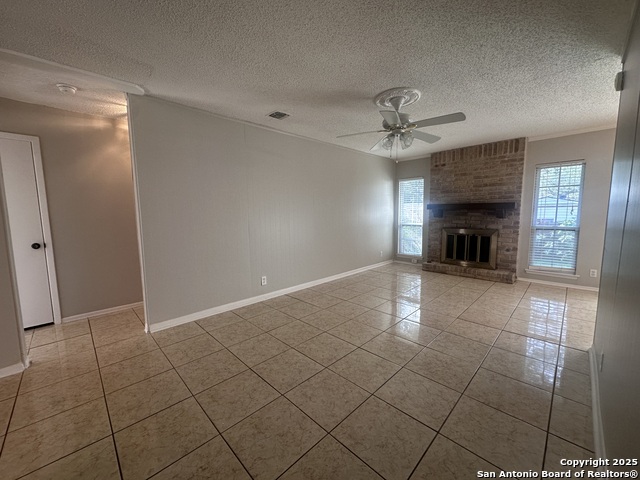 Image 10 of 23 For 502 Erna  