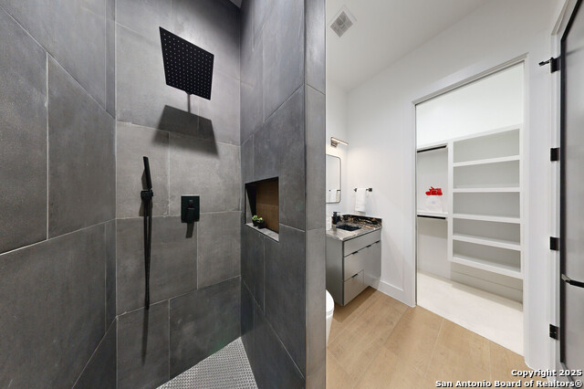 Image 20 of 36 For 1356 Capitare