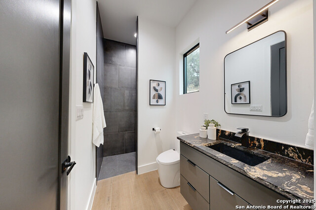 Image 27 of 36 For 1356 Capitare