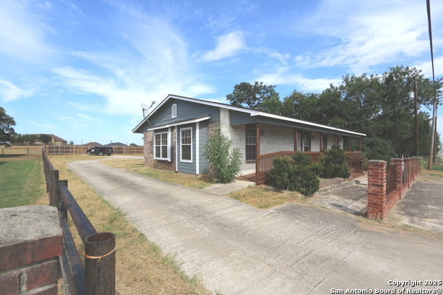 Details for 511 State Highway 123, Stockdale, TX 78160