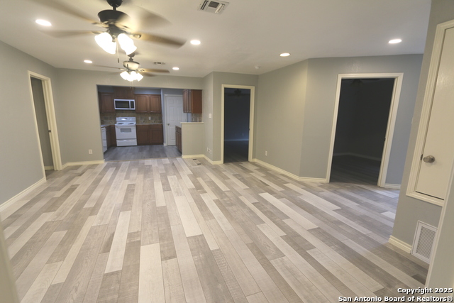 Image 4 of 31 For 511 State Highway 123