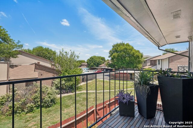 Image 35 of 52 For 12008 Ashrock