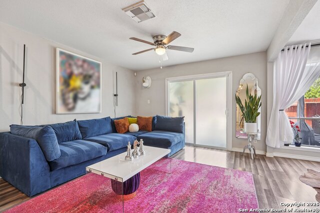 Image 9 of 52 For 12008 Ashrock