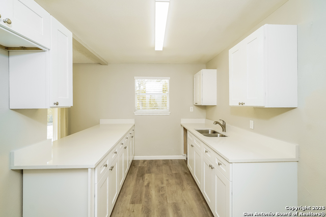 Listing photo id 5 for 3219 Bob Billa