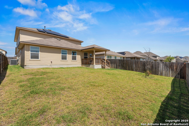 Image 16 of 18 For 6816 Encore Oaks