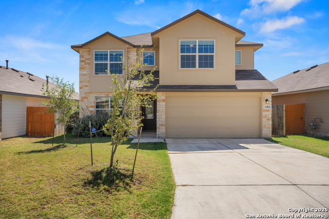 Image 2 of 18 For 6816 Encore Oaks