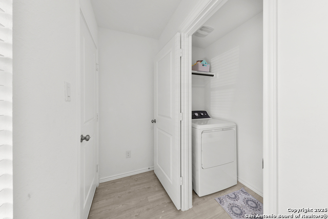 Image 22 of 23 For 871 Landon Ridge