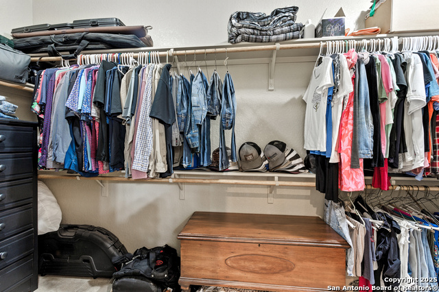 Listing photo id 22 for 309 Hickory Trail