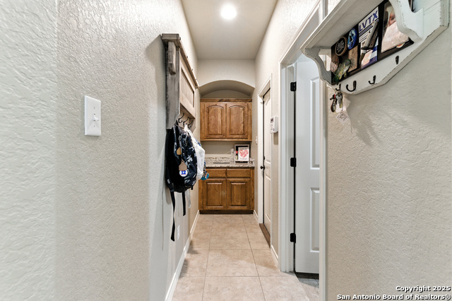 Listing photo id 28 for 309 Hickory Trail