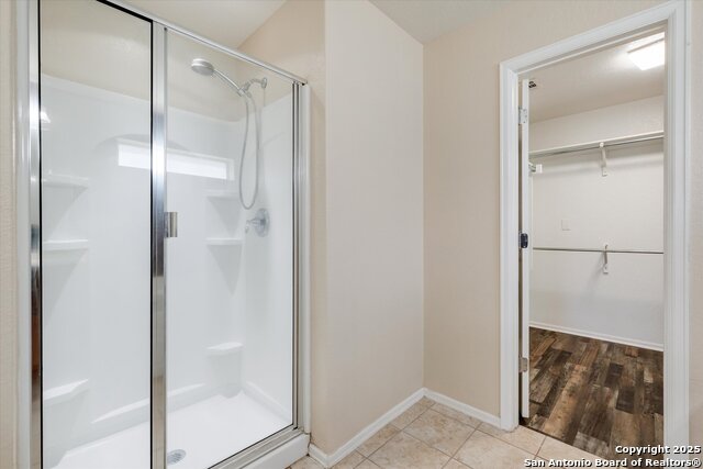 Listing photo id 16 for 3717 Greenridge