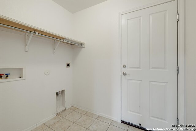 Listing photo id 25 for 3717 Greenridge