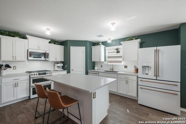 Image 4 of 35 For 10019 Bur Sedge