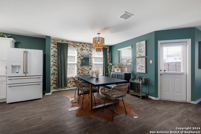 Image 7 of 35 For 10019 Bur Sedge