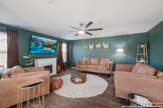 Image 9 of 35 For 10019 Bur Sedge