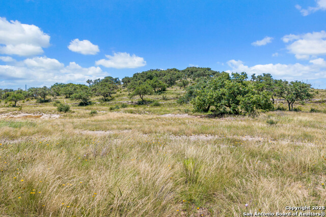 Image 10 of 46 For 5032 Kendalia Rd