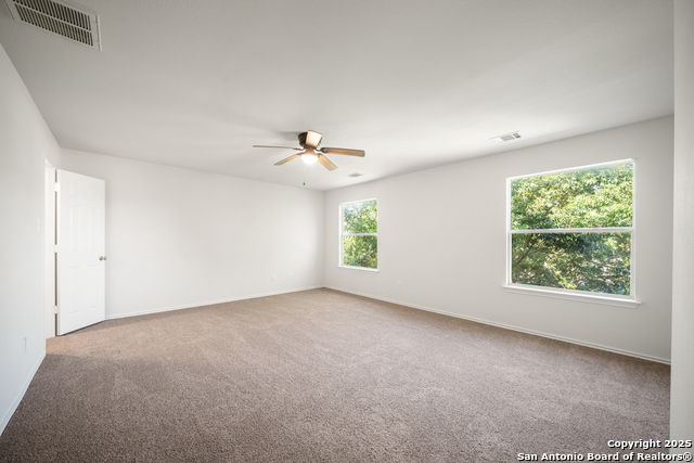 Image 21 of 40 For 4311 Acorn Creek