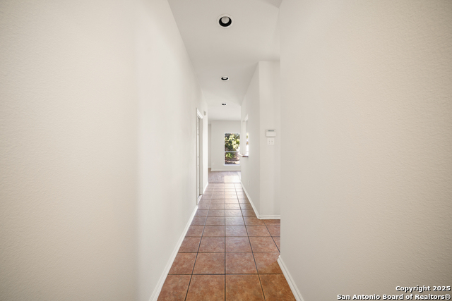 Image 5 of 40 For 4311 Acorn Creek