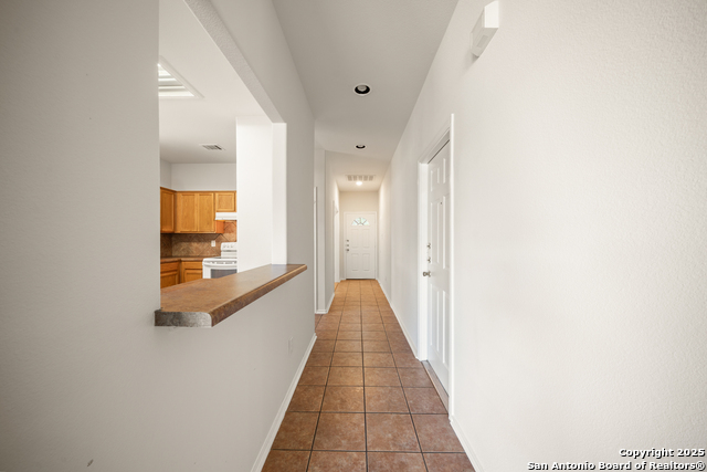 Image 6 of 40 For 4311 Acorn Creek