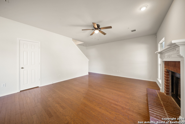 Image 8 of 40 For 4311 Acorn Creek