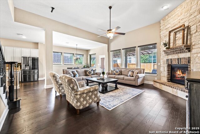 Image 19 of 64 For 2022 Wilby Ln